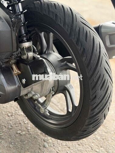 Honda Vario 125 2024 Trắng Tím
