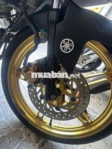Yamaha Exciter 150 Côn tay Trắng Đen Vàng