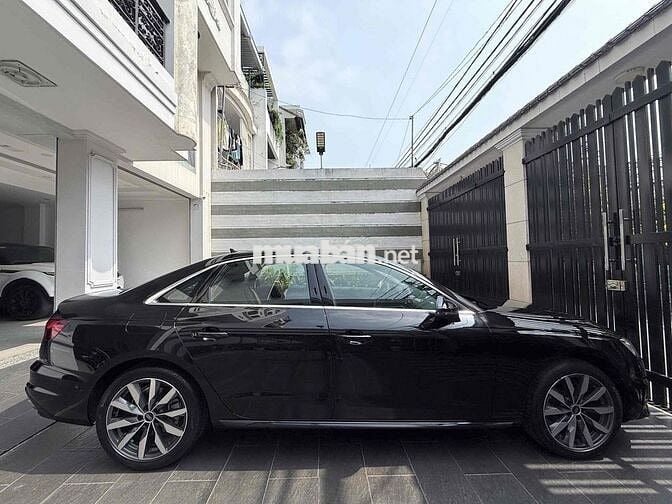 ❤Audi A4 TFSI Plus xe đẹp như mới bao check
