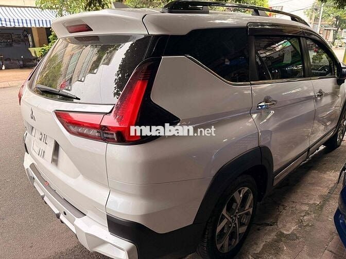 Mitsubishi Xpander Cross 2025 1.5AT Trắng 11.000km