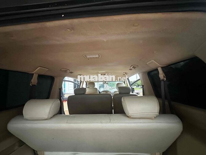 Hyundai Grand Starex 2016 9 chỗ Số sàn Dầu Đen