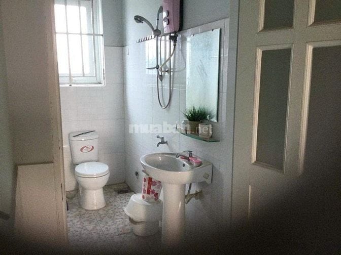 Cho thuê Nhà đường Nguyễn Ảnh Thủ, gần ngã 3 Nguyễn Thị Sóc