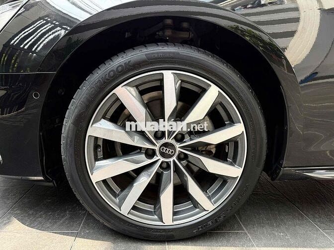 ❤Audi A4 TFSI Plus xe đẹp như mới bao check