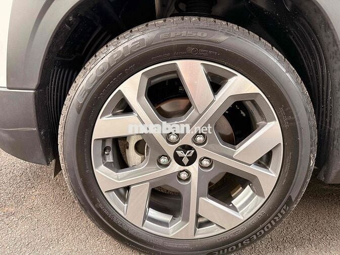 Mitsubishi Xpander Cross 2025 1.5AT Trắng 11.000km