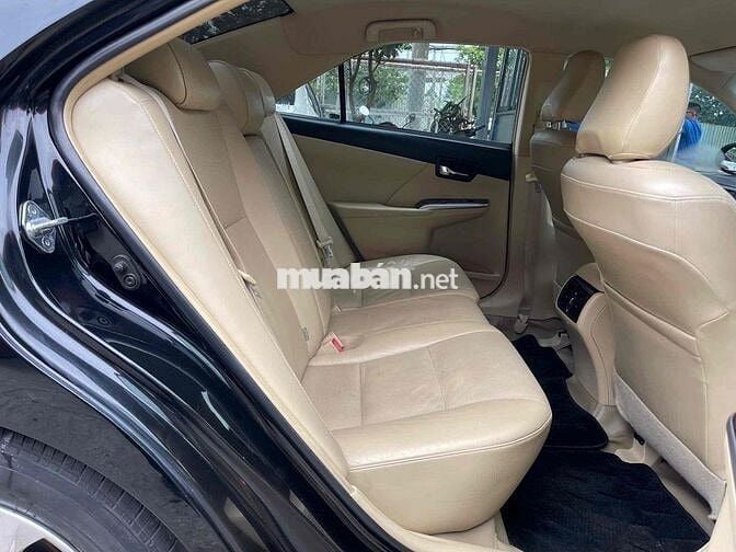 5 Chỗ - Hạng D. CAMRY 2.0E 2015 Đen - Giá TL