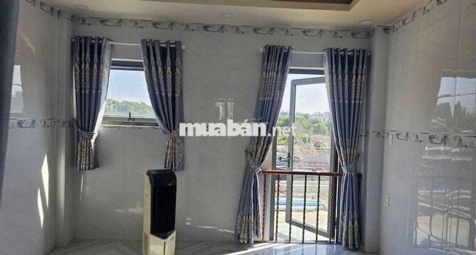 Nhà 3 lầu, mới xây , gần trường Đại học Văn lang, phường 5 Gò Vấp 