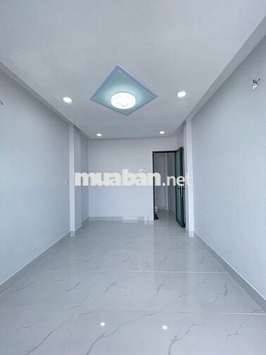 Bình Tân 3 tầng 72m2 - 3x8m-2PN - 3WC ngay trường TH Bình Long.
