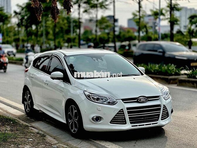 Ford Focus 2.0S 2014 Số tự động Trắng