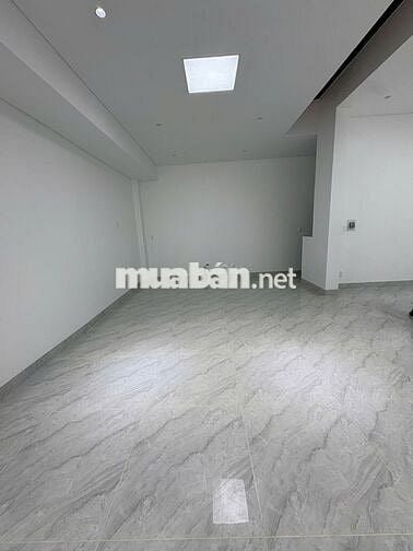 CHÍNH CHỦ CHO THUÊ TÒA NHÀ MẶT TIỀN 1328 QUANG TRUNG THANG MÁY PCCC.