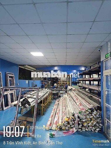 TUYỂN DỤNG NGÀNH NHÔM KÍNH