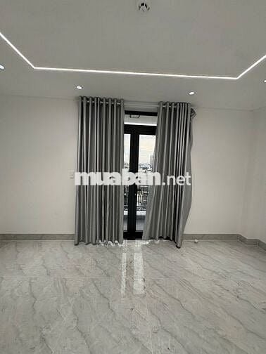CHÍNH CHỦ CHO THUÊ TÒA NHÀ MẶT TIỀN 1328 QUANG TRUNG THANG MÁY PCCC.