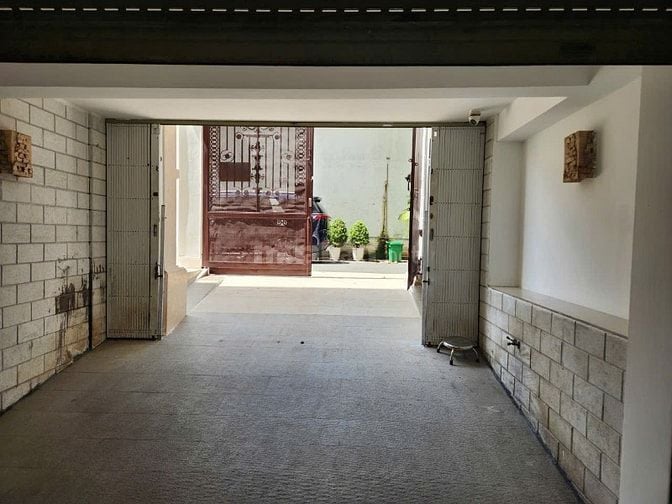 HHMG 1%, Bán nhà 456/66 Cao Thắng, gần khu Hà Đô. DT 12,5m x 16m, Hầm-