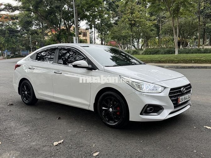 Hyundai Accent 2019 Tự động Trắng 78000 km