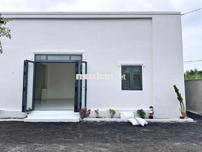 TOP NHÀ NGANG RỘNG HƠN 12M ngay tại P.Long Khánh