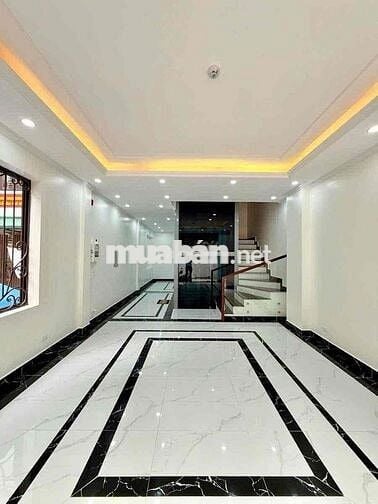 CẦU GIẤY - Ô TÔ TẢI TRÁNH - KINH DOANH CỰC ĐỈNH LÔ GÓC 3 THOÁNG - 6 TẦ
