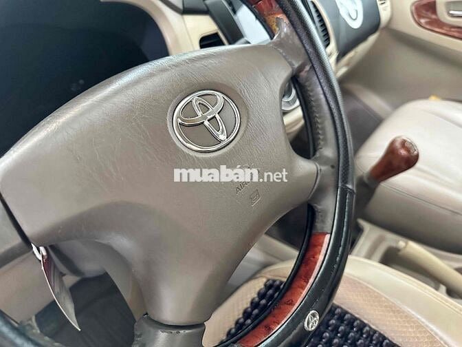 Toyota Innova 8 chỗ Sàn Xăng Bạc