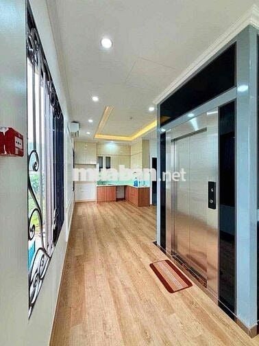 CẦU GIẤY - Ô TÔ TẢI TRÁNH - KINH DOANH CỰC ĐỈNH LÔ GÓC 3 THOÁNG - 6 TẦ