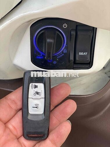 Cần Bán Vision 2017 Khóa Smartkey Bstp Chính Chủ