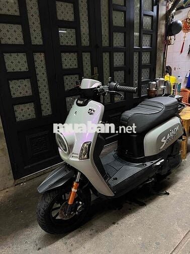 Yamaha Saigon Scooter Bạc