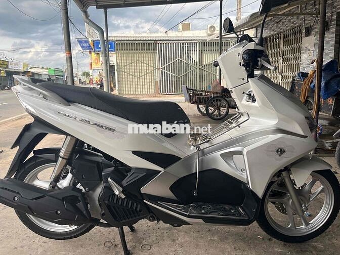 Honda Air Blade 2016
