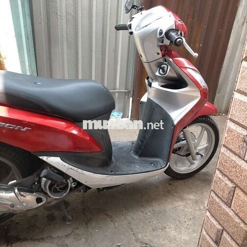 Honda Vision 2025 Cao Cấp màu Đỏ
