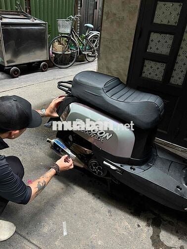 Yamaha Saigon Scooter Bạc