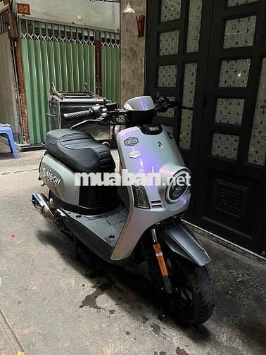 Yamaha Saigon Scooter Bạc