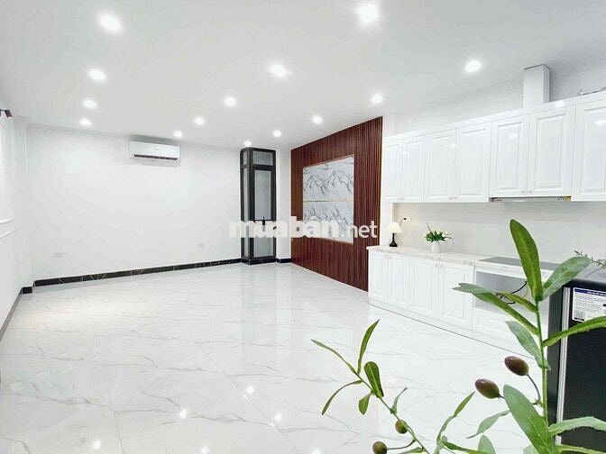 Cho thuê phòng 3 Ngủ 1 Khách  LÊ VĂN LƯƠNG 90m2 - giá rẻ 10,8 triệu