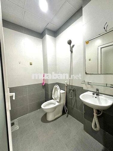 PHÒNG MỚI 100% - FULL NỘI THẤT XỊN SÒ - NGAY VẠN PHÚC CITY