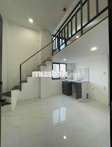 DUPLEX FULL NỘI THẤT CỬA SỔ THOÁNG GÁC CAO GẦN CHỢ BẢ CHIỂU