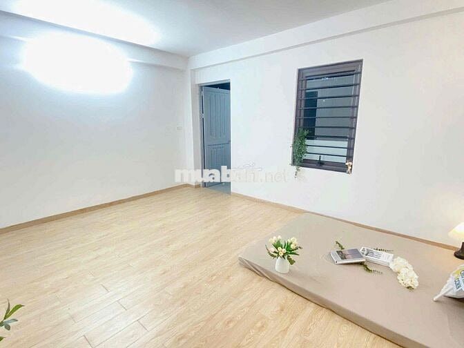 Cho thuê phòng 3 Ngủ 1 Khách  LÊ VĂN LƯƠNG 90m2 - giá rẻ 10,8 triệu