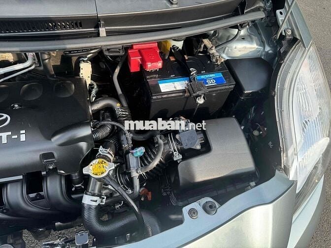 Toyota Yaris 2010 1.3AT Tự động Xám