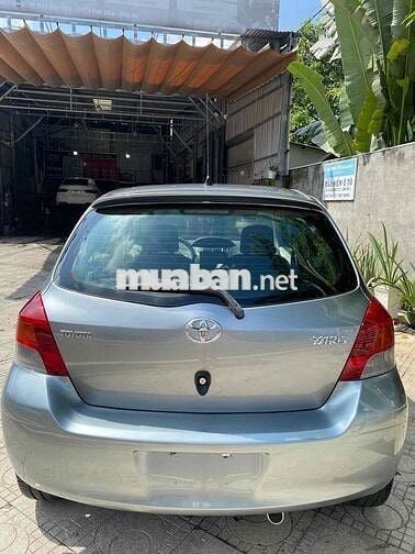Toyota Yaris 2010 1.3AT Tự động Xám