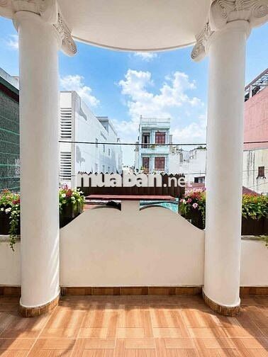 Căn Hộ Ban Công 35m2 Mới ngay công viên Làng Hoa