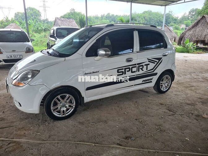 Chevrolet Spark Trắng 5 chỗ