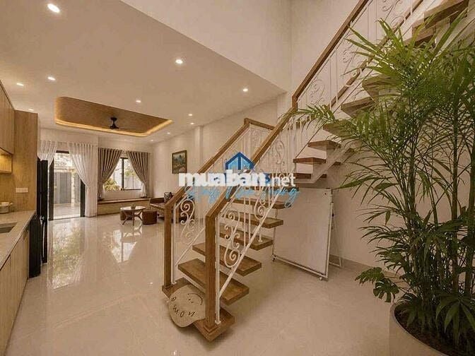 CHO THUÊ NHÀ NGUYÊN CĂN SÂN VƯỜN NAM NHA TRANG
