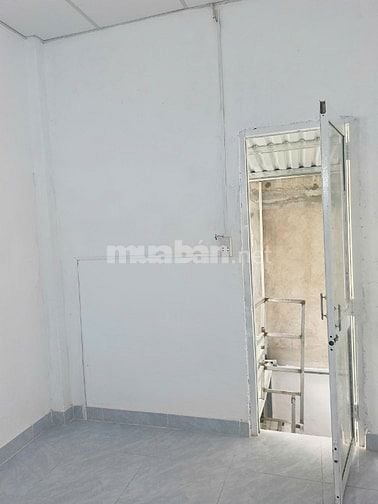 Nhà Cho Thuê : ngay Thoại Ngọc Hầu và Âu Cơ Q.Tân Phú -dt:22m2 trệt 1L