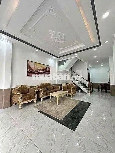 CHO THUÊ NHÀ 3 LẦU  CÓ NÔI THẤT CƠ BẢN QUẬN 7