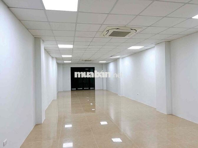 Mặt bằng 4x13 lối đi riêng ngay mặt tiền khánh hội Q4