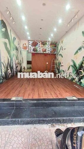 Mặt bằng 4x13 lối đi riêng ngay mặt tiền khánh hội Q4