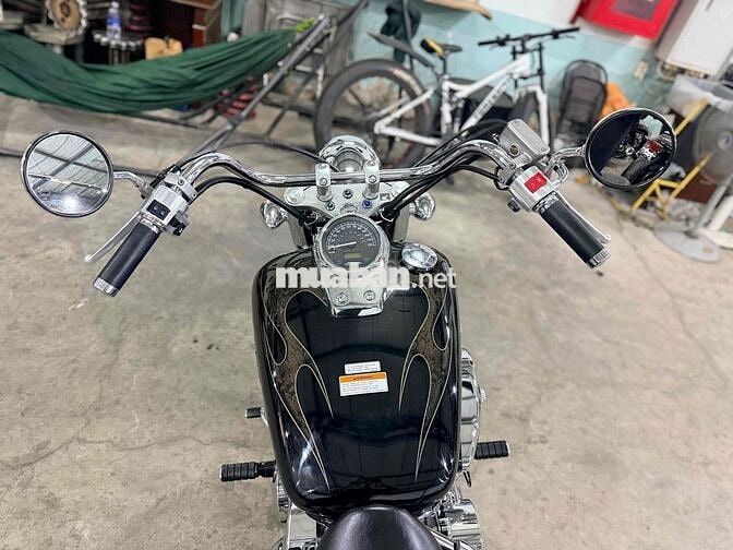 Honda Shadow 750 Aero 2009 bản da trăng