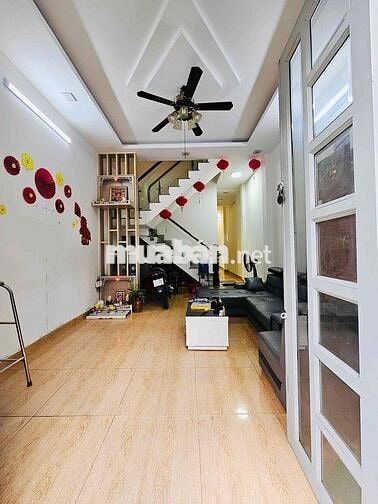 Ngộp- ĐƯỜNG 8m Thông - Nhà 3 tầng - DT: 4x15 - Tỉnh Lộ 10