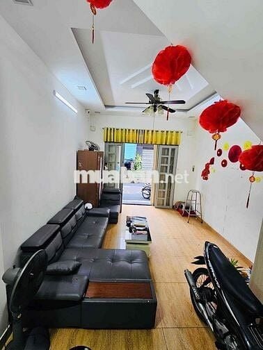 Ngộp- ĐƯỜNG 8m Thông - Nhà 3 tầng - DT: 4x15 - Tỉnh Lộ 10