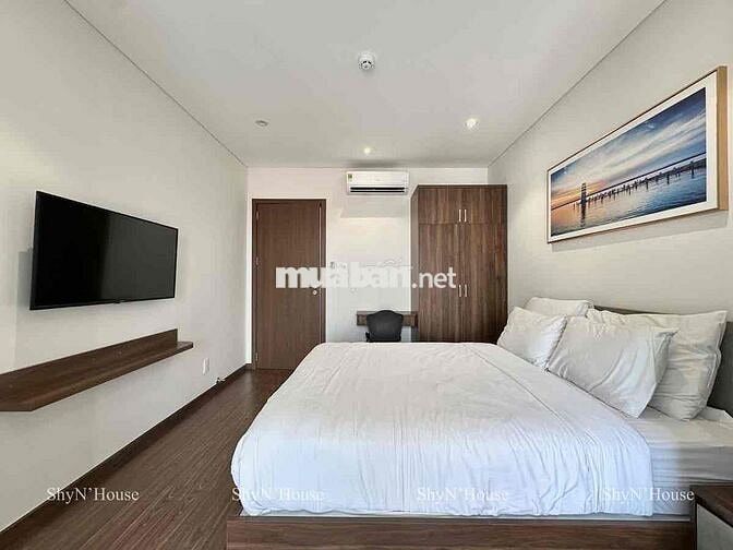 CHDV full nội thất 2pn ban công, cửa sổ cực thoáng ngay sân bay HVT