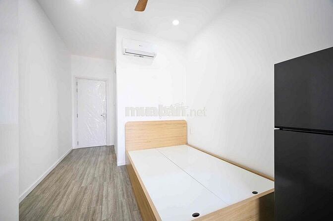 STUDIO BAN CÔNG FULL NT, KẾ KCX UFM, CRESCENT MALL, SANG PHM 3'