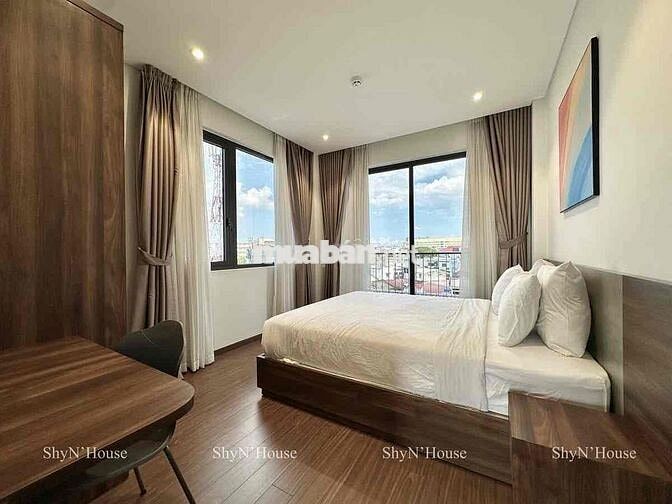 CHDV full nội thất 2pn ban công, cửa sổ cực thoáng ngay sân bay HVT