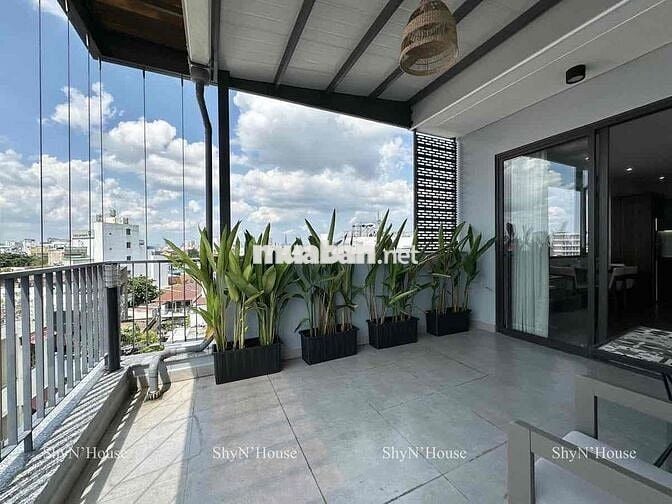 CHDV full nội thất 2pn ban công, cửa sổ cực thoáng ngay sân bay HVT