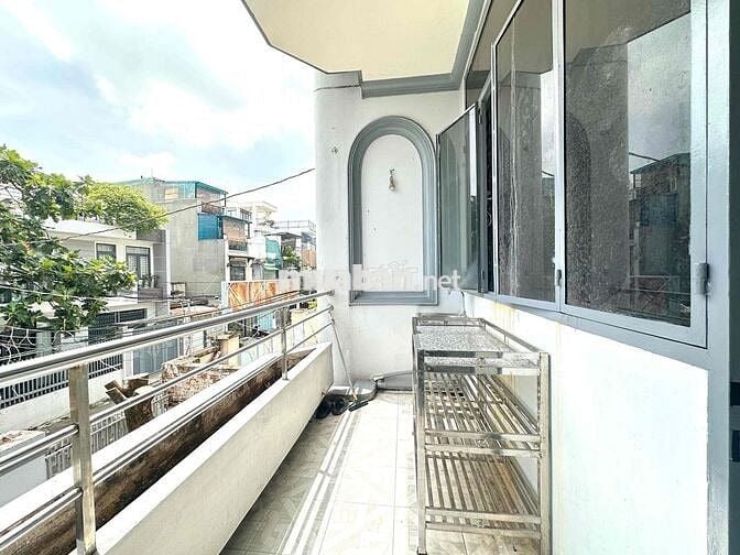 CHO THUÊ PHÒNG TRỌN BALCON GẦN ĐẠI HỌC CÔNG NGHIỆP NGUYỄN VĂN BẢO