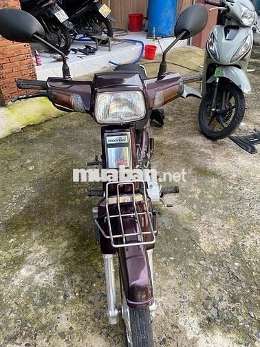 Honda Dream Thái Nâu 50-B3 8106