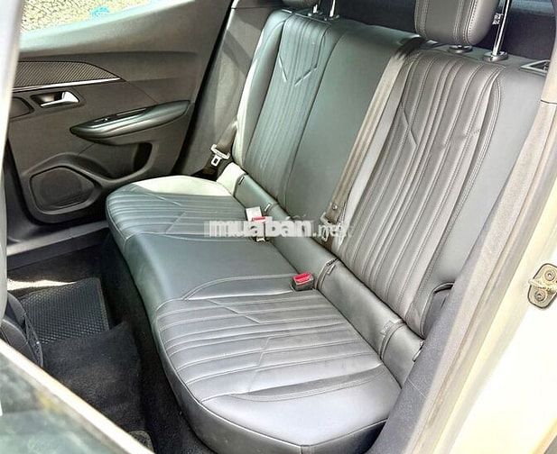 Peugeot 2008 GT line model 2022 siêu đẹp - 50000km